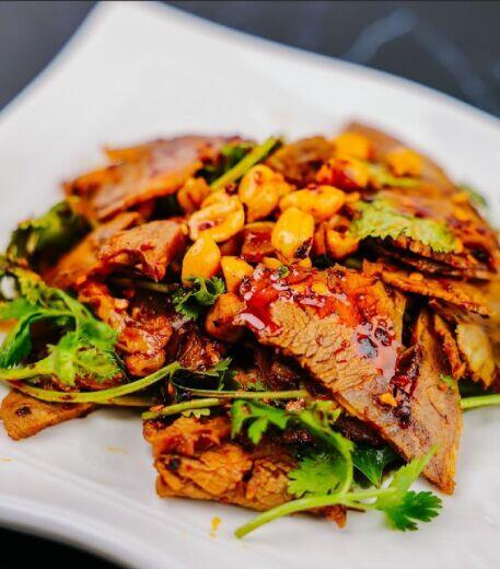 Beef Mix Cilantro Peanut