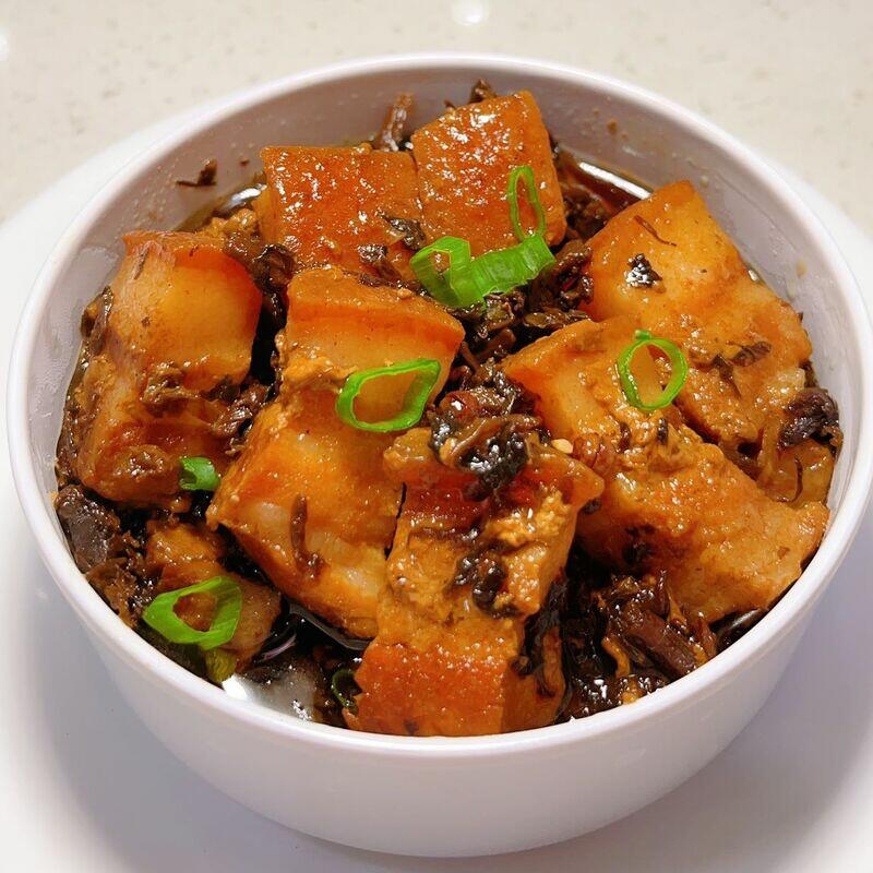 Braised Pork Belly Preserve